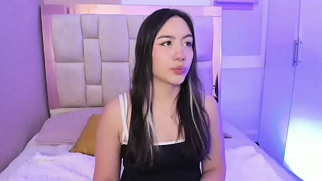 Nana  S online show from January 17, 2026, 3:10 am