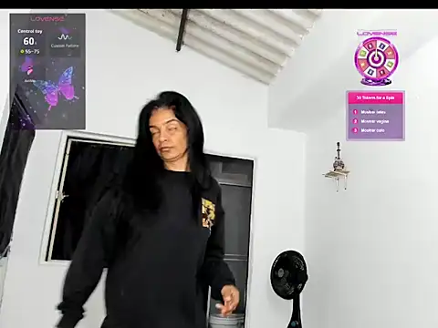 Snapshot of sweetCatallina chatting on May 29, 2026, 10:21 am sweetCatallina online show from May 29, 2026, 10:21 am