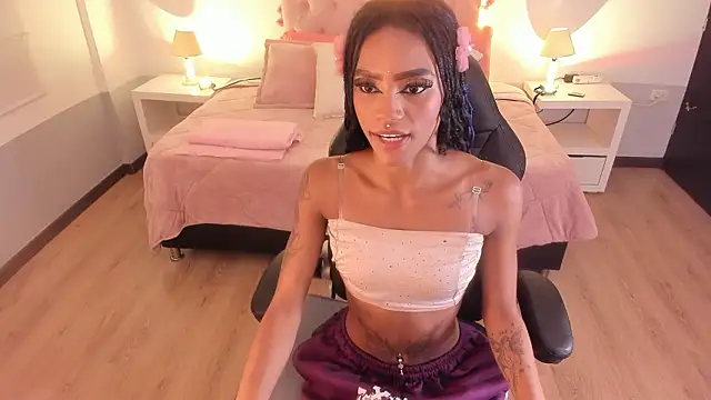 Snapshot of Samantha_spike2 chatting on February 24, 2026, 7:59 pm Samantha spike2 online show from February 24, 2026, 7:59 pm