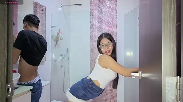 Katrina hot1 online show from December 15, 2025, 1:00 am