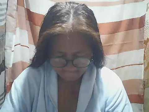 Snapshot of fireflower70 chatting on February 25, 2026, 9:09 am fireflower70 online show from February 25, 2026, 9:09 am