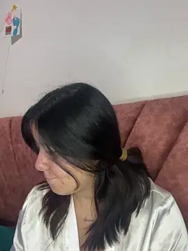 Snapshot of Honey_sexy30 chatting on August 3, 2026, 2:12 pm Honey sexy30 online show from August 3, 2026, 2:12 pm