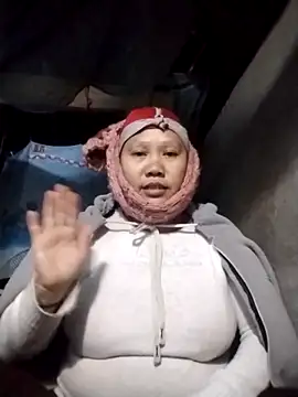 Snapshot of LeoPet2x chatting on February 1, 2026, 10:57 am LeoPet2x online show from February 1, 2026, 10:57 am