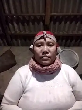 Snapshot of LeoPet2x chatting on February 12, 2026, 1:55 pm LeoPet2x online show from February 12, 2026, 1:55 pm