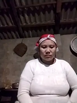 Snapshot of LeoPet2x chatting on February 21, 2026, 4:42 pm LeoPet2x online show from February 21, 2026, 4:42 pm