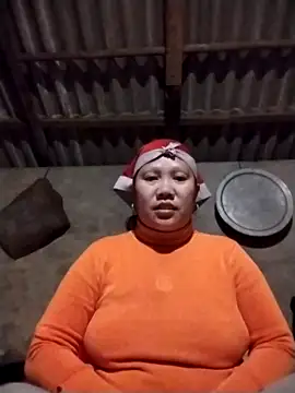 Snapshot of LeoPet2x chatting on February 6, 2026, 5:20 pm LeoPet2x online show from February 6, 2026, 5:20 pm