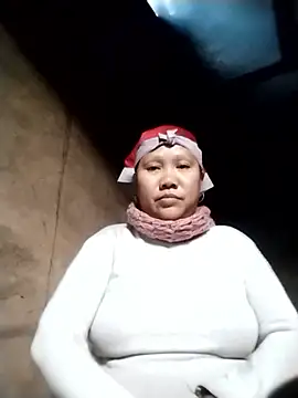 Snapshot of LeoPet2x chatting on February 3, 2026, 7:24 am LeoPet2x online show from February 3, 2026, 7:24 am