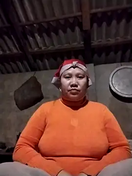 Snapshot of LeoPet2x chatting on February 3, 2026, 7:30 pm LeoPet2x online show from February 3, 2026, 7:30 pm