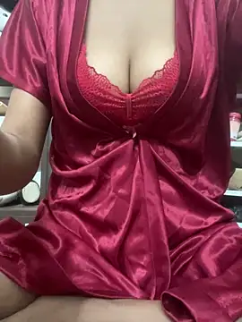 Snapshot of Namratajainn chatting on May 12, 2026, 8:15 pm Namratajainn online show from May 12, 2026, 8:15 pm