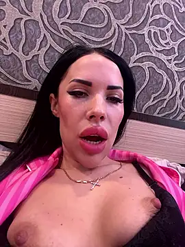 Snapshot of Sweet_little_gir chatting on January 7, 2026, 9:14 am Sweet little gir online show from January 7, 2026, 9:14 am