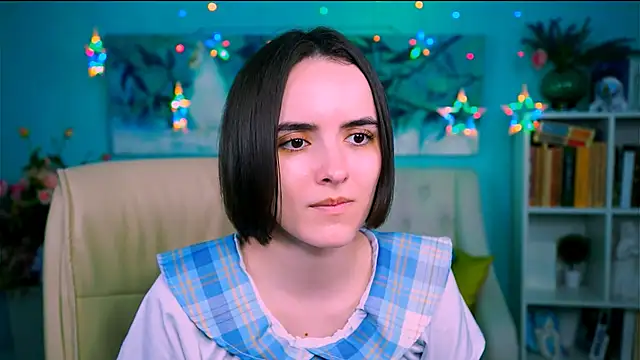 KateWillows online show from April 22, 2026, 4:30 am