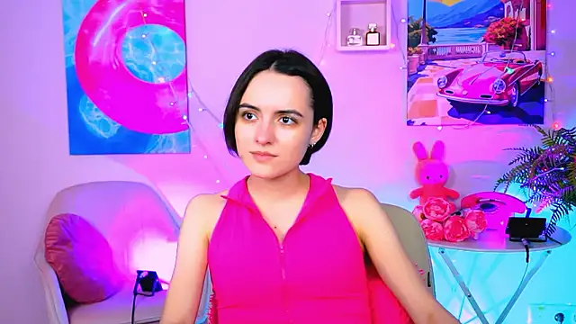 KateWillows online show from February 5, 2026, 6:42 am