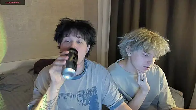 miya meow miku online show from December 20, 2025, 6:00 pm