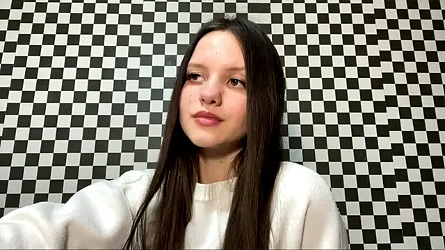 ConchitaMaestas online show from December 5, 2025, 6:06 pm