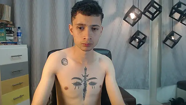 LucassSmith11 online show from June 4, 2026, 3:33 am