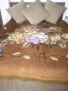 Snapshot of aishas_world chatting on February 6, 2026, 4:30 am aishas world online show from February 6, 2026, 4:30 am