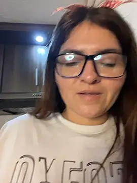 RosaliaVicky online show from December 14, 2025, 8:09 am