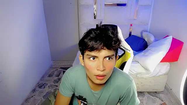 Green XoX online show from January 13, 2026, 1:26 pm