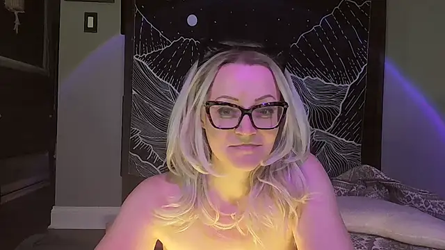 only one onyx online show from November 29, 2025, 3:17 am