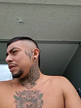 Snapshot of BASTIAN_NICOLAS_ chatting on January 11, 2026, 6:26 pm BASTIAN NICOLAS online show from January 11, 2026, 6:26 pm