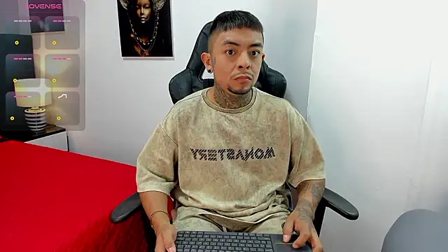 Snapshot of BASTIAN_NICOLAS_ chatting on January 15, 2026, 7:50 pm BASTIAN NICOLAS online show from January 15, 2026, 7:50 pm