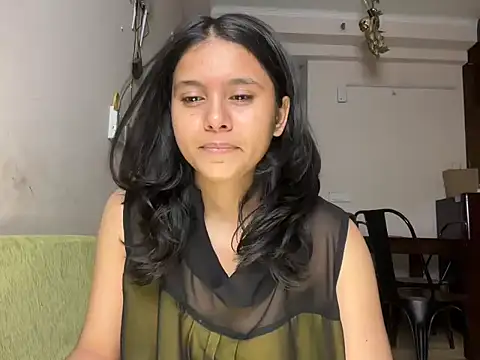 Piyyuu online show from May 22, 2026, 7:34 pm