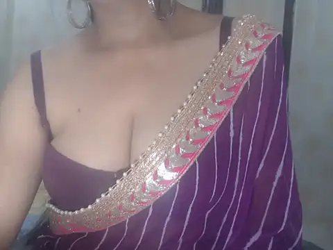 Hotronita123 online show from March 12, 2026, 5:24 am