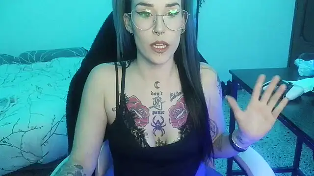 Snapshot of blackrose1997 chatting on March 2, 2026, 12:23 pm blackrose1997 online show from March 2, 2026, 12:23 pm