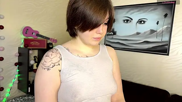 sophia loly online show from January 10, 2026, 11:16 am