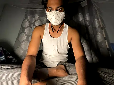 hunterboy2001 online show from December 2, 2025, 4:52 pm