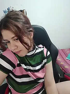 Snapshot of dakota021 chatting on February 1, 2026, 1:04 am dakota021 online show from February 1, 2026, 1:04 am