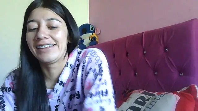 TaylorLove- online show from December 15, 2025, 12:55 pm