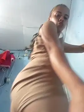 Isabella Evanss online show from April 23, 2026, 7:26 pm