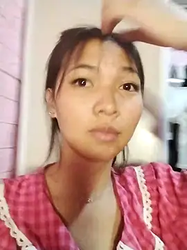 Snapshot of Tea-peach chatting on November 30, 2025, 7:42 am Tea-peach online show from November 30, 2025, 7:42 am