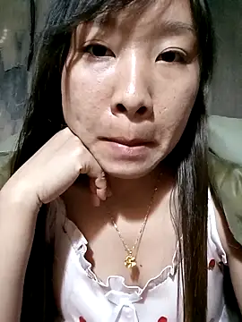 Minsssa20 online show from December 3, 2025, 3:00 pm