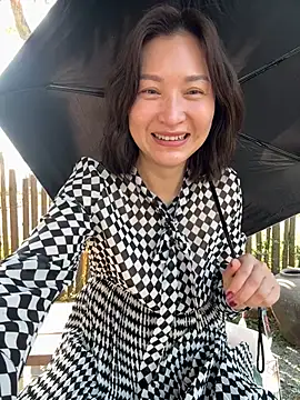 Snapshot of A-ZJunn chatting on February 22, 2026, 7:33 am A-ZJunn online show from February 22, 2026, 7:33 am