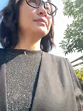 Snapshot of A-ZJunn chatting on February 3, 2026, 6:40 am A-ZJunn online show from February 3, 2026, 6:40 am