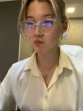 lilXdomii online show from January 13, 2026, 11:30 pm