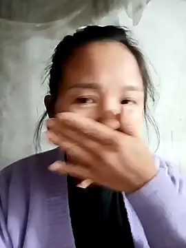 Pretty-haert online show from January 6, 2026, 2:32 pm