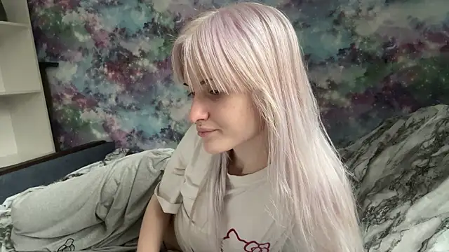 Snapshot of CelenFomes chatting on February 17, 2026, 6:11 am CelenFomes online show from February 17, 2026, 6:11 am