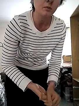 Snapshot of Amy01112 chatting on May 11, 2026, 2:45 pm Amy01112 online show from May 11, 2026, 2:45 pm