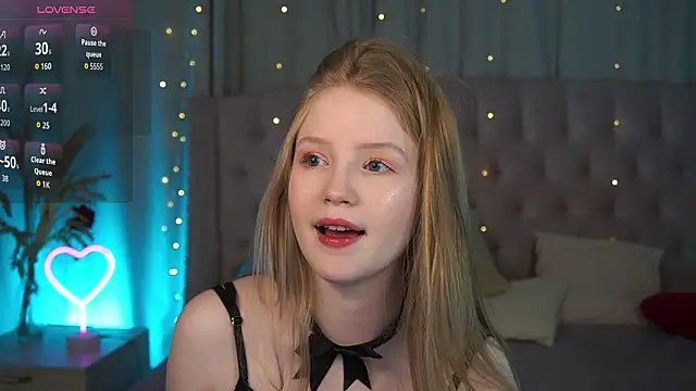 Snapshot of LilianHoward chatting on February 1, 2026, 12:14 pm LilianHoward online show from February 1, 2026, 12:14 pm