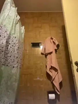 Petebulimia online show from April 12, 2026, 4:16 am