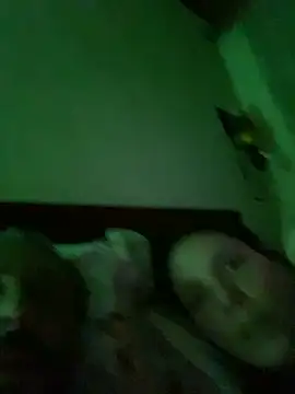 Petebulimia online show from February 4, 2026, 5:02 am