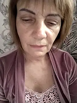 MichelleLove48 online show from May 12, 2026, 6:32 am