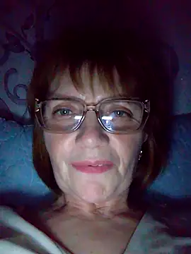 MichelleLove48 online show from March 5, 2026, 8:05 pm