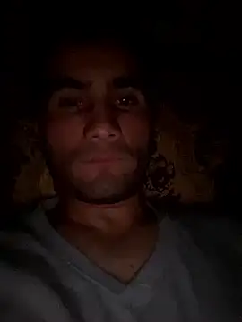 Snapshot of HomoSapiens98 chatting on December 5, 2025, 9:23 pm HomoSapiens98 online show from December 5, 2025, 9:23 pm