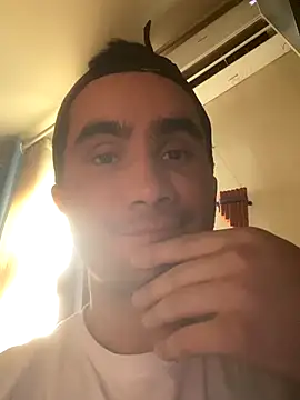 Snapshot of HomoSapiens98 chatting on December 2, 2025, 8:27 am HomoSapiens98 online show from December 2, 2025, 8:27 am