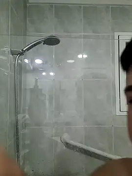 Leroy Luna online show from December 16, 2025, 6:01 pm