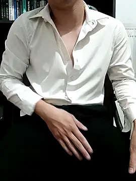 Snapshot of wesleiiiii chatting on February 10, 2026, 11:15 pm wesleiiiii online show from February 10, 2026, 11:15 pm